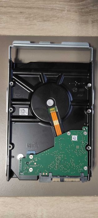 NOU! Hard disk Seagate EXOS 7E10 - 10TB - 2buc
