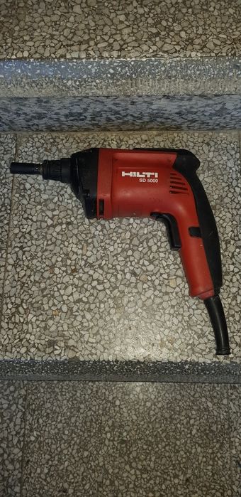 HILTI SD 5000 винтоверт за гипсокартон с повреден ротор!