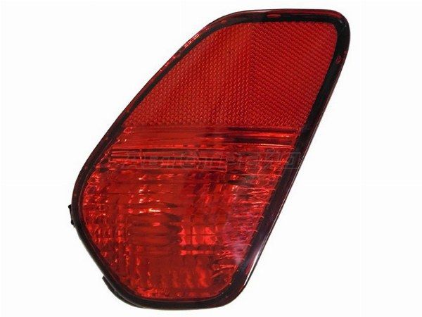 Фонарь в задний бампер Mitsubishi Outlander