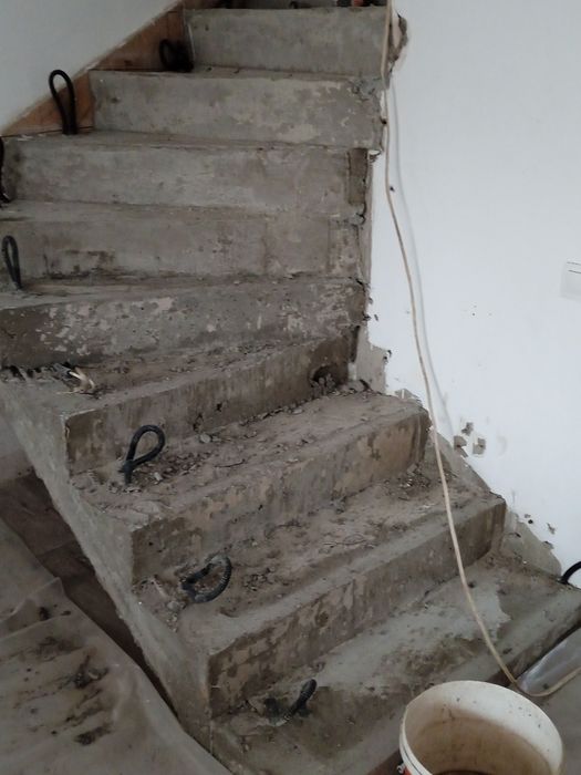 Установим межэтажную лестницу