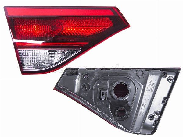 Фонарь в крышку багажника Kia Rio x-line