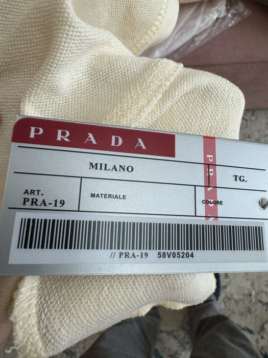 Продаю спортивные костюмы