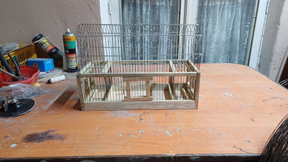 Продаётся клетка для шеглов