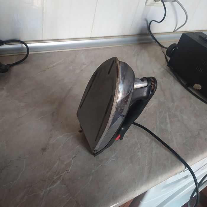 Утюг СССР старый