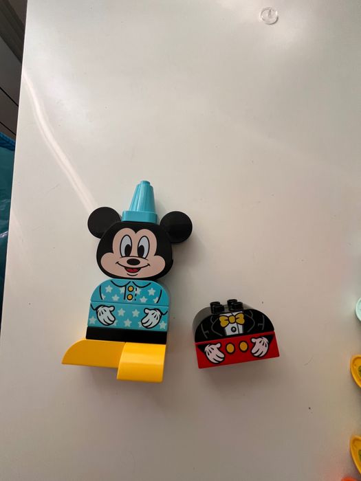 LEGO DUPLO La Ferma Tow truc Mickey Mouse Girafa Mașini constructii