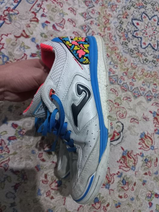 Футзалка сатылады