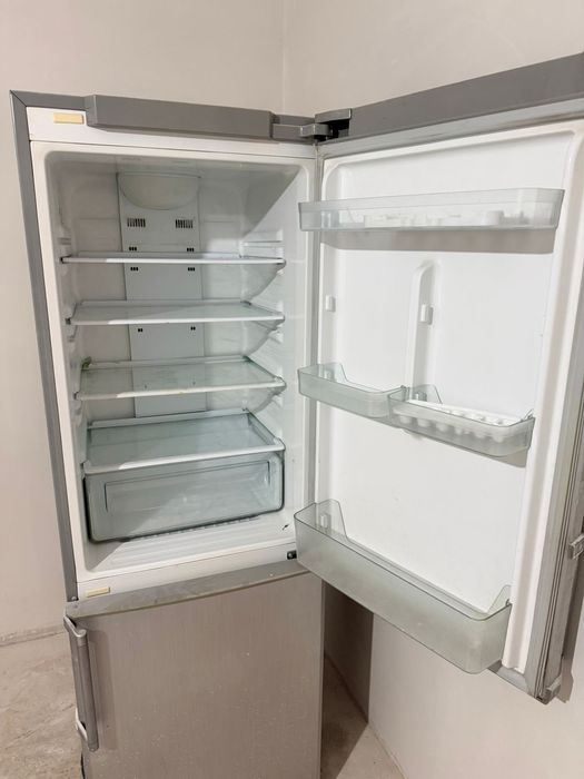 Холодильник В Хорошем Состоянии!!!