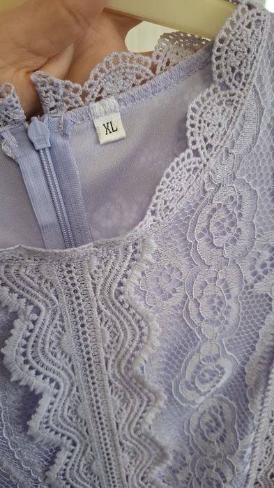 Rochie midi cu tull