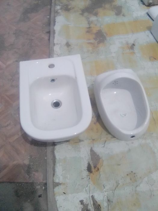 Улица Азаттык дом51  Продам биде,писюар.