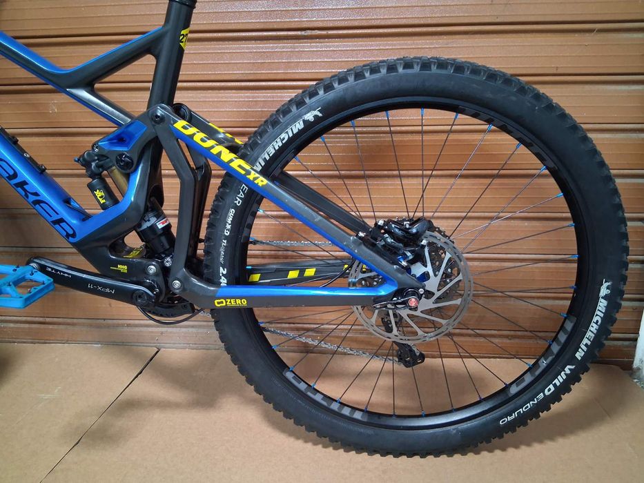 Планински  карбонов велосипед МОNDRAKER  DUNE xr27.5(L) full KASHIMA