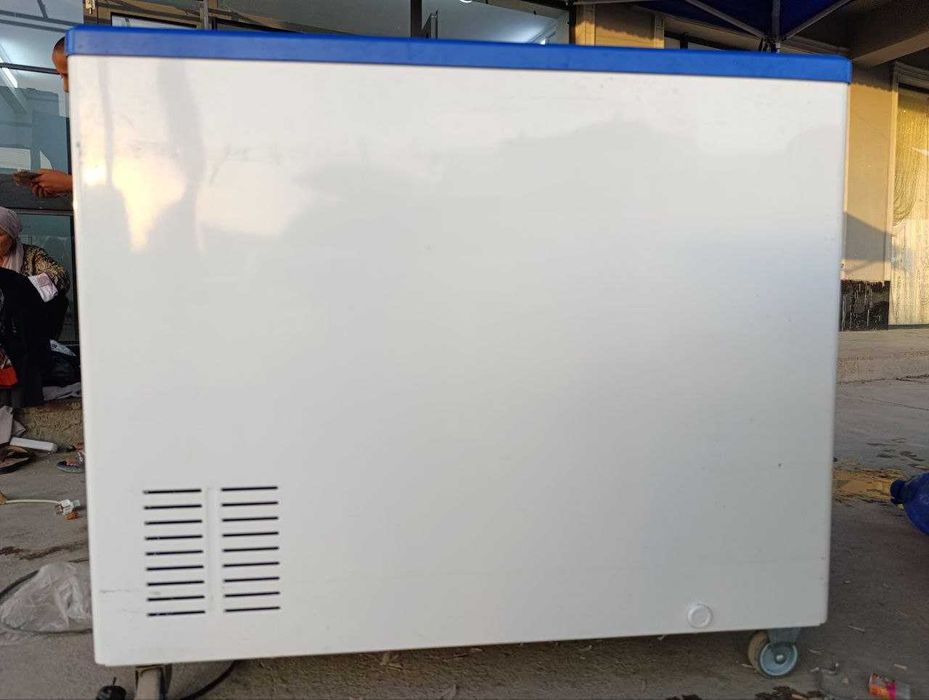 Muzlatgich sotiladi   bir oy ishlatilgan