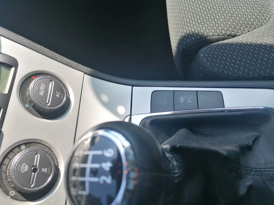 Volkswagen  Pasat  B6 4X4