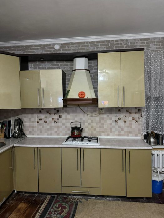 Куханный гарнитур