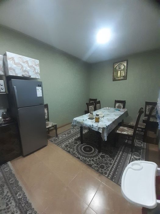 Уй сотилади,  7 сотих, 10 та хона, 3 та санузел