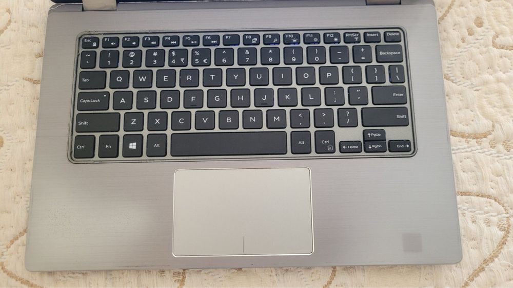 Dell 8GB DDR3/119GB