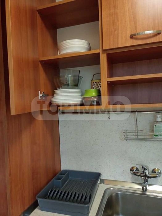 Дава се под наем Тристаен апартамент в Варна, Червен площад - 72 кв.м за 609.96 € - Снимка #5