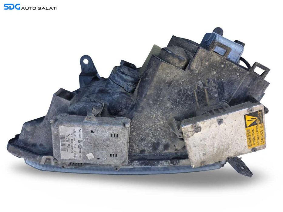 Far Dreapta Europa cu XENON Opel Vectra C 2002 - 2005 (Prezinta Zgarieturi pe Sticla) [LS0986]