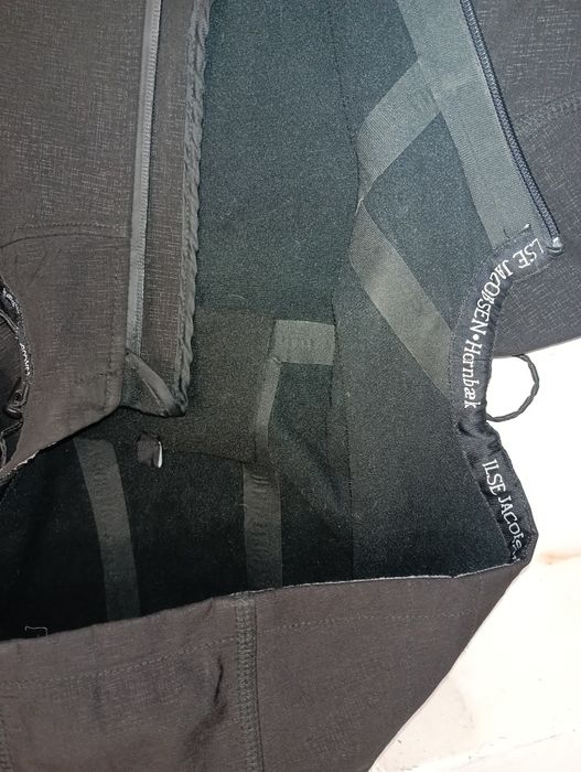 Ilse Jacobsen дъждобран суичър M - 15 лв