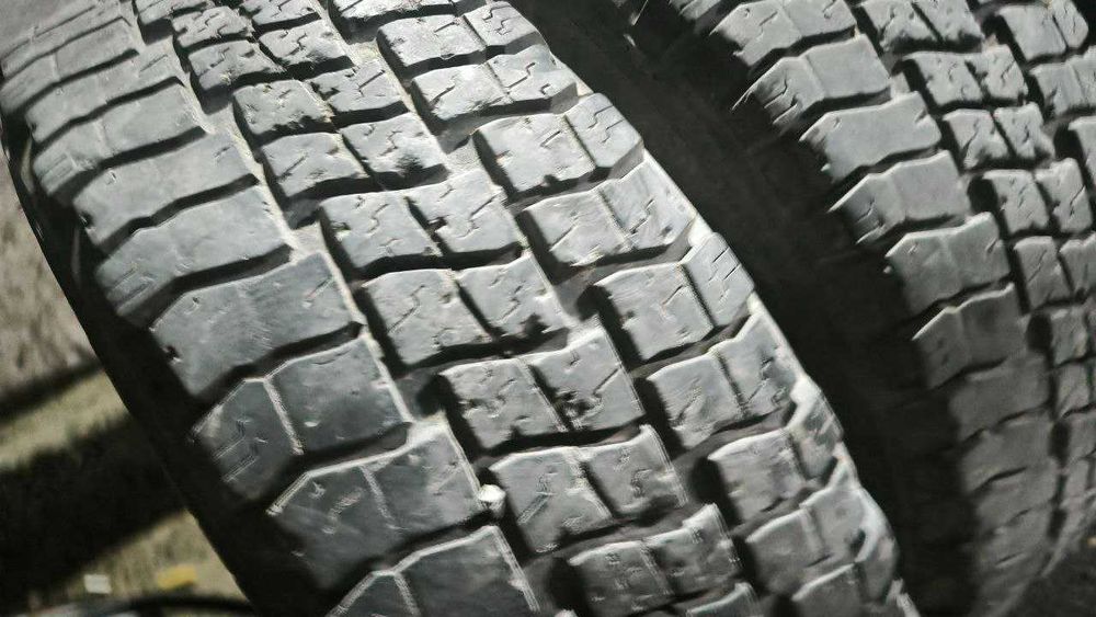 Шины всесезонные 235/75 R15 Пилигрим