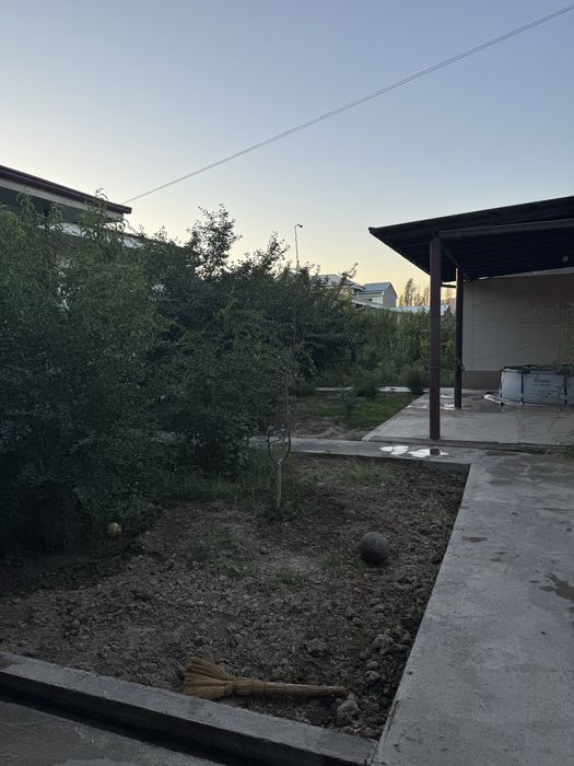 Qumariq mahalla 10,88 сотих ховли уй