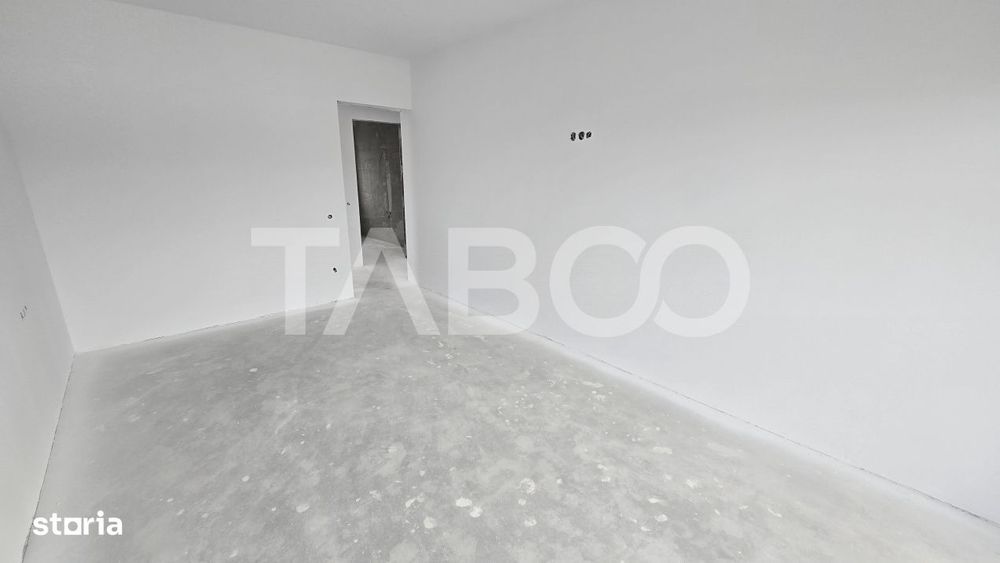 Casa de vanzare 4 camere 2 bai 380mp teren liber  2 parcari Selimbar