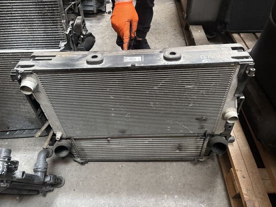 Пачка с радиатори bmw F12 6 series