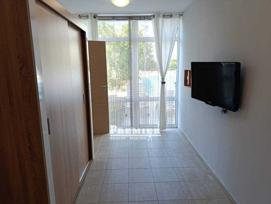 Продава се Едностаен апартамент в к.к. Слънчев бряг - 52 кв.м за 1058 €/кв.м - Снимка #4