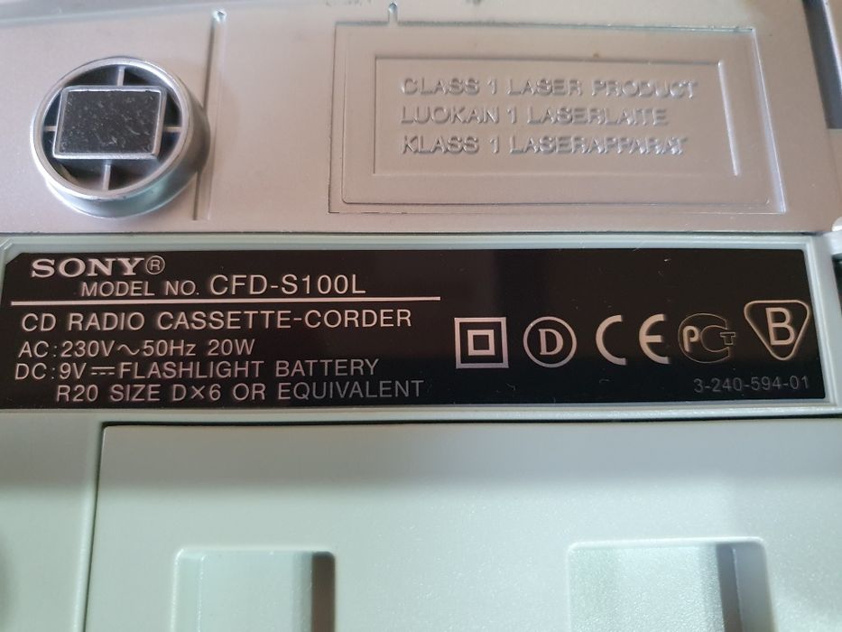 Radiocasetofon cu CD Sony