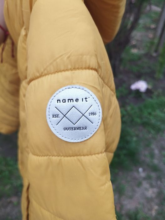 Есенно яке в цвят горчица