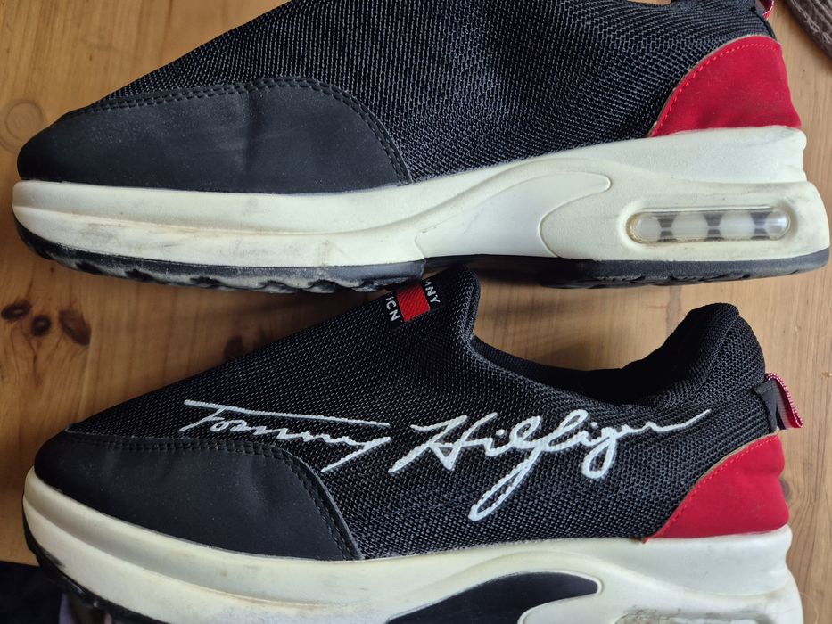 Спортни обувки Tommy Hilfiger