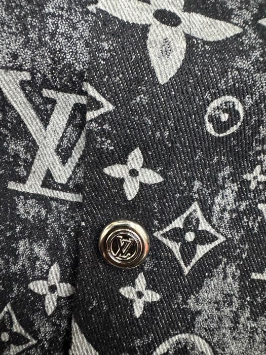 Compleu Louis Vuitton