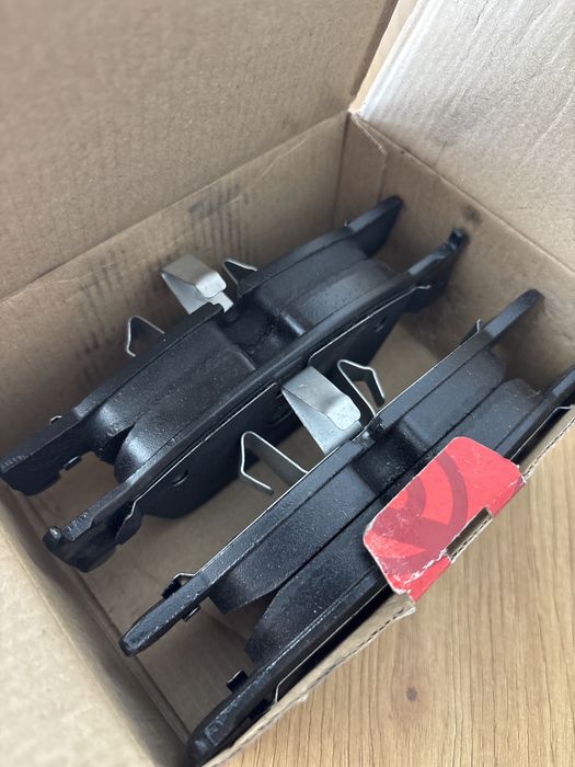 Placute frana fata trw gdb2193 3008 , c4 picasso 2