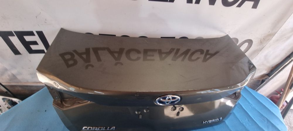 Capota porbagaj Toyota corolla