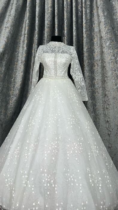 Свадебные платья