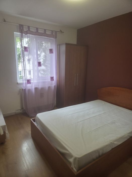 Inchiriez apartament 2 camere Florilor