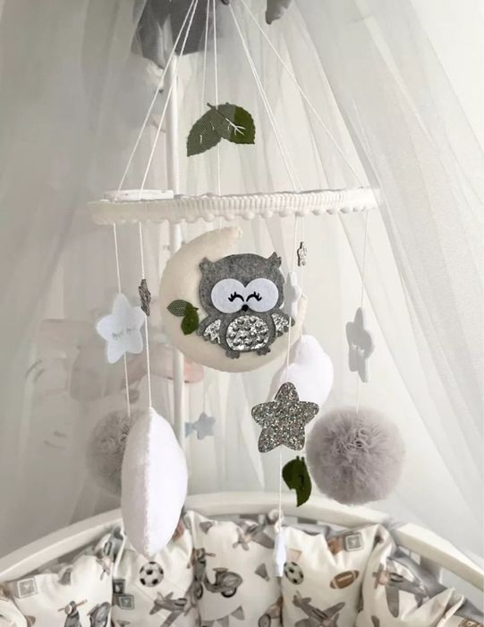 Музыкальный мобиль с подсветкой