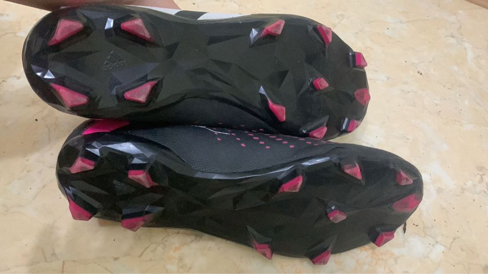 Бутсы адидас предаторы