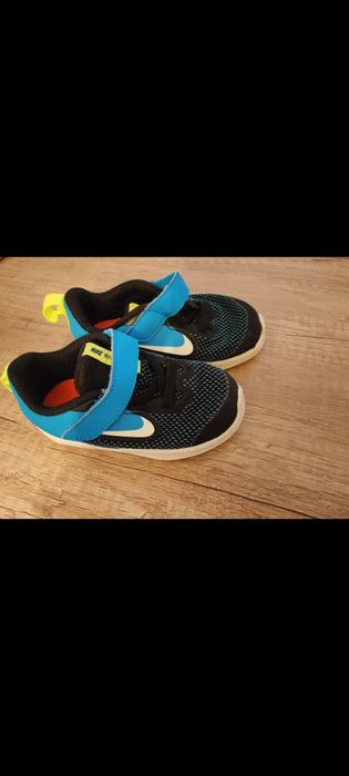 Adidași Nike mărimea 22. In stare perfecta