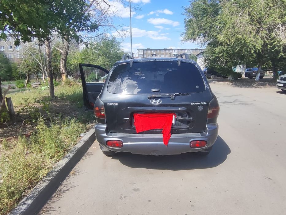 Продам Hyundai Santa Fe 2004г