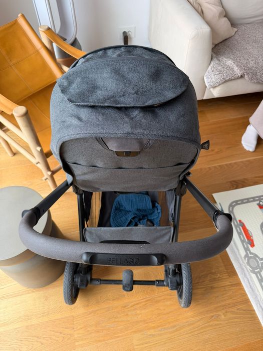 Cărucior 3 în 1 Chicco Bellagio 2 Black Satin + bază ISOFIX – ca nou, 10/10