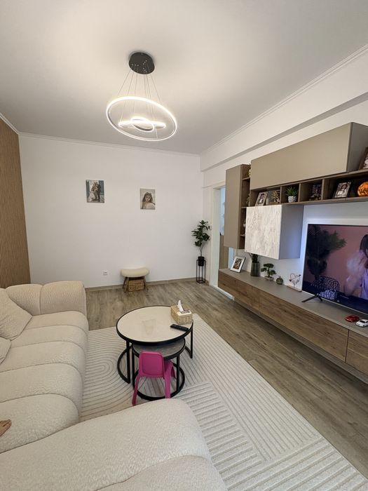 Vand apartament 3 camere Lidl Uverturii