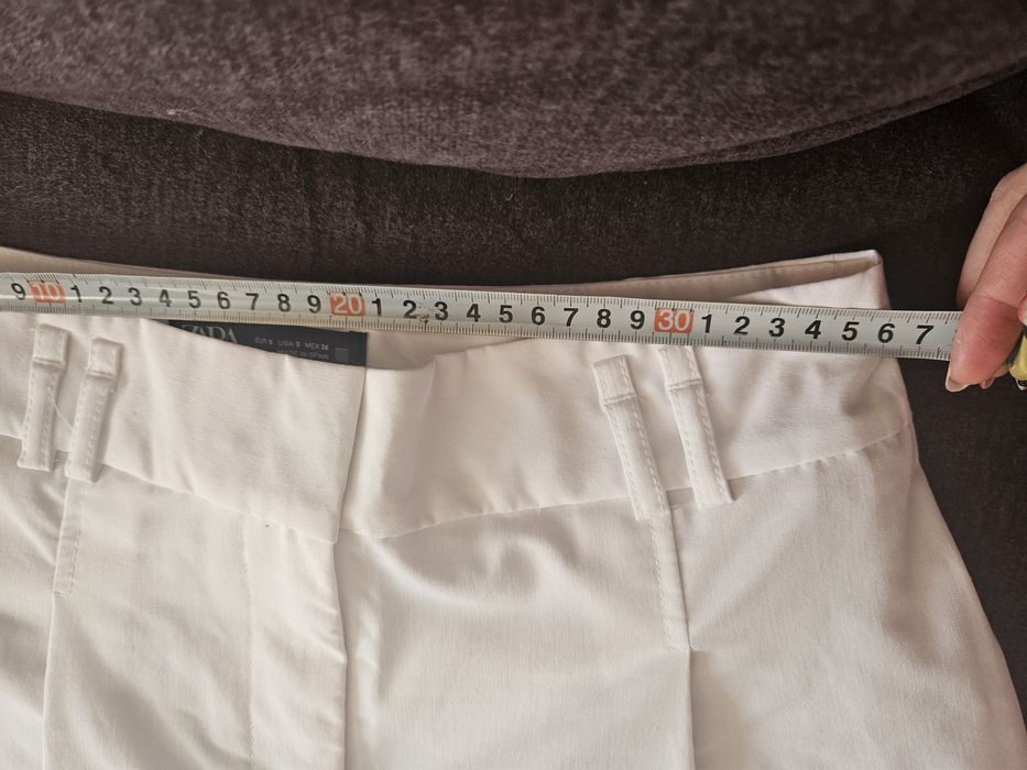 Pantaloni Zara marime M