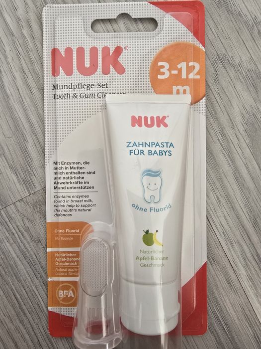 NUK пръстче за масаж и паста за зъби за над 3 м