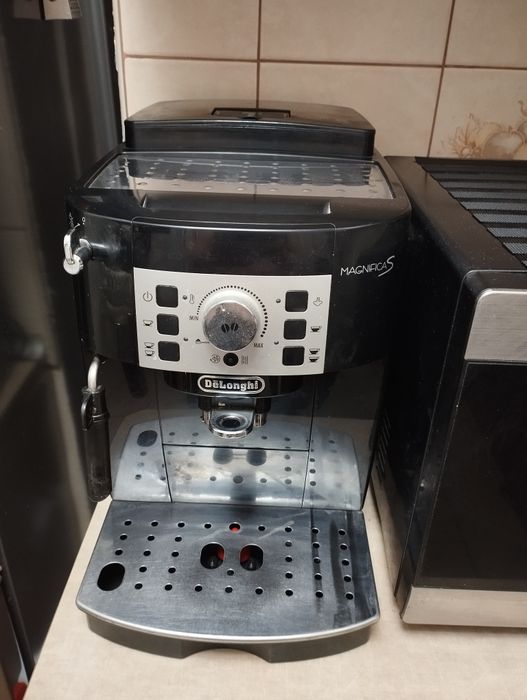 Кофемашина Delonghi