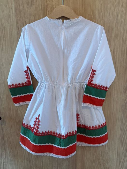 детска носия за момиче