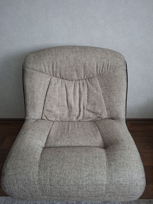 Продам диван и кресло