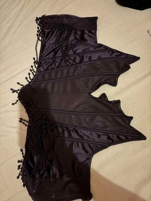 Готически корсет