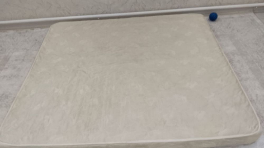 Матрас сатылады.