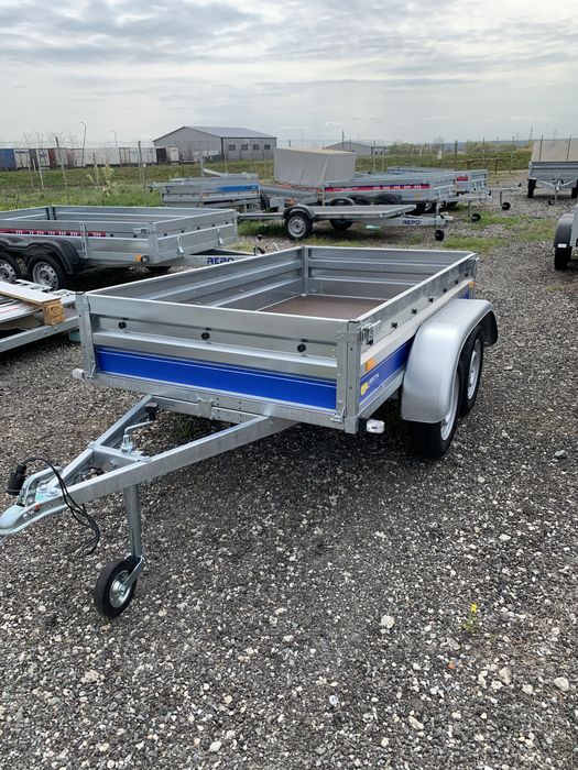 Remorcă 750 kg 2 Axe Vesta Trailers 232x131x38 cm