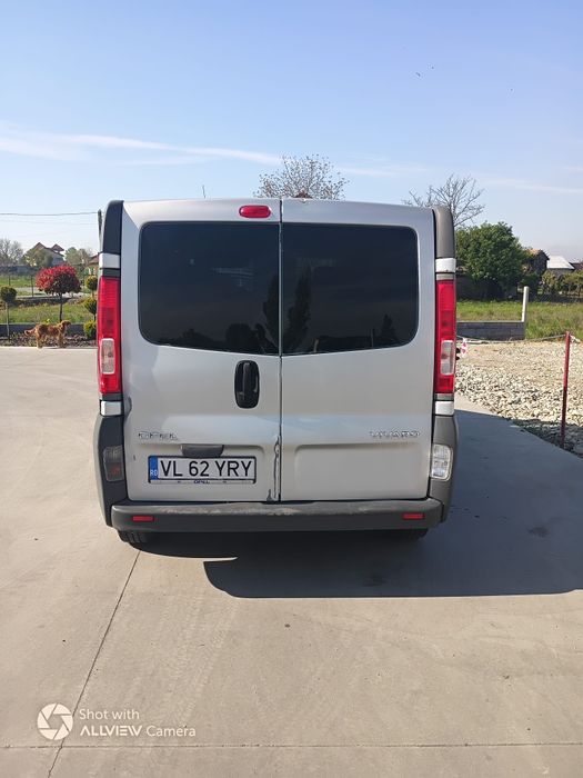 Open Vivaro 8+1 pas lung , 2.0 dci